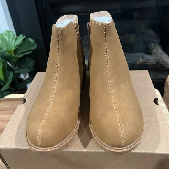 Coutgo Girls Ankle Boots Cute Round Toe Pattern Booties Faux Suede Side Zipper - Picture 6 of 8